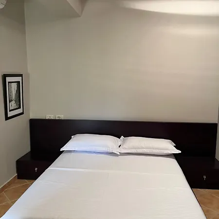 Orikum Apartment Орикум