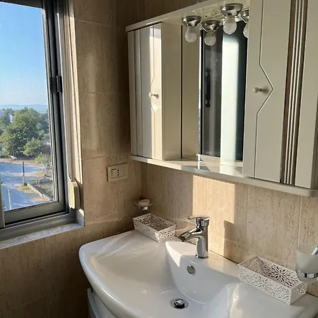 شقة Orikum Apartment *