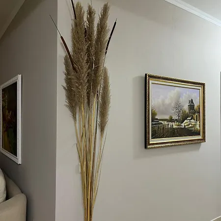 Orikum Apartment * أوريكوم