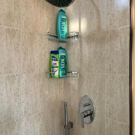 شقة Orikum Apartment *